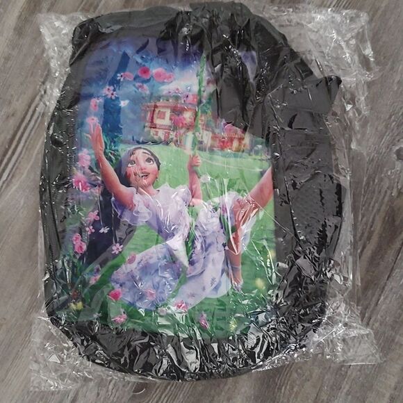 Encanto Backpack with  Lunch Box and pencil case pouch   3 pc set  NEW - Picture 4 of 6